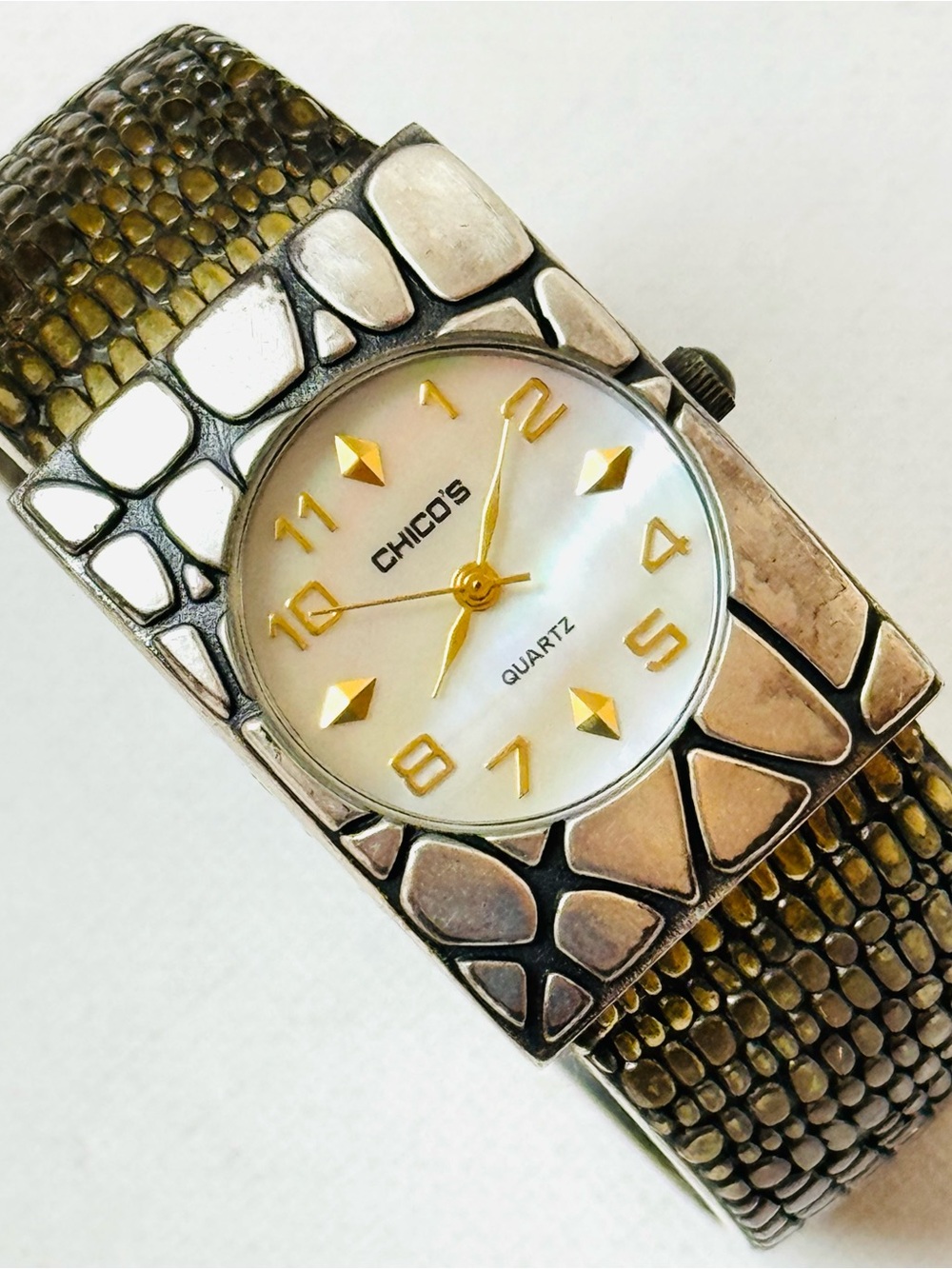Vintage Chico's Mother Of Pearl Dial Women's 6.25" Silver Plated Cuff Watch